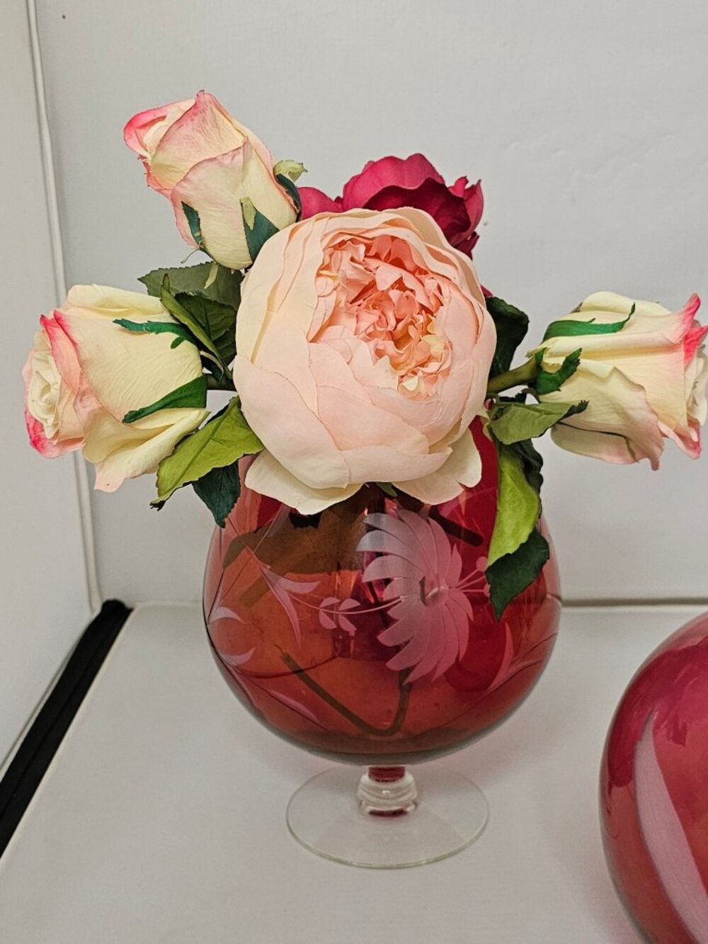 3 Cranberry Etched Floral Vase Glass vintage romantic showers weddings centerpie - Picture 4 of 11